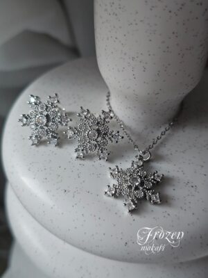 Frozen Necklace